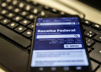 Isenção de IR até R$ 5 mil pode ser alcançada com taxação sobre lucros e dividendos