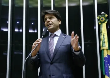 Reforma Administrativa: Relator antecipa pontos do relatório que será entregue a Hugo Motta nesta terça (15)