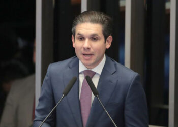 Motta anuncia comissão geral para discutir reforma administrativa