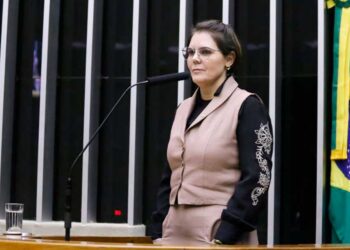 Câmara aprova projeto que inclui crime de assédio sexual no Código Penal Militar