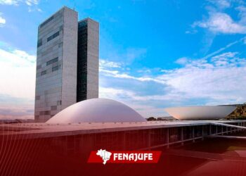 RECOMPOSIÇÃO SALARIAL E AQ: Com atuação direta da Fenajufe, PLs 3084 e 4750/2025 devem ser apreciados na Semana do Servidor