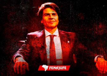 DENÚNCIA: Reforma administrativa para quem não é da família