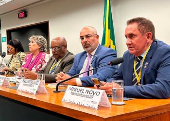 Negociação coletiva no setor público volta ao debate na Câmara