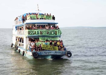É AMANHÃ: Barqueata da Cúpula dos Povos leva mais de 200 embarcações à Baía do Guajará, em Belém, em ato histórico pela Amazônia e pela justiça climática