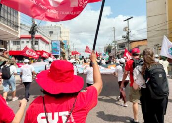 COP-30: CUT integrou marcha em Belém que reuniu milhares por justiça climática
