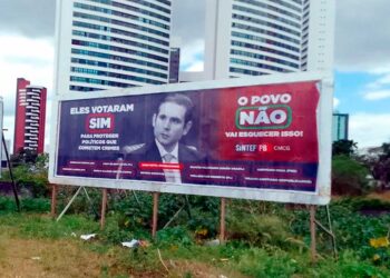 TENTATIVA DE CENSURA: Juiz rejeita pedido de Hugo Motta para retirar outdoors contra a PEC da Blindagem