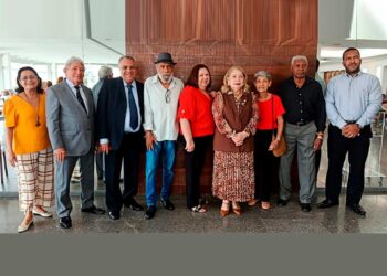 Café com aposentados reúne servidoras e servidores aposentadas(os) e da ativa, no TRT/8ª, e passa a integrar agenda institucional