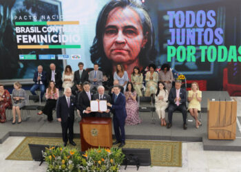 STF assina pacto nacional para enfrentar a violência contra as mulheres