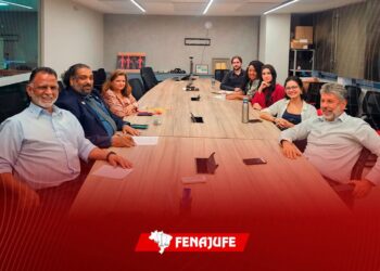 JUSTIÇA DO TRABALHO: Fenajufe recebe comissão de aprovados para tratar de temas importantes