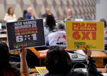 Centrais sindicais promovem plenária nacional em defesa do fim da escala 6×1 e redução da jornada de trabalho