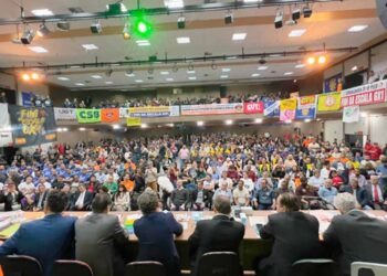 Seminário da Câmara amplia pressão pela aprovação da PEC do fim da escala 6×1