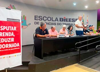 MOBILIZAÇÃO: Dieese lança Jornada Nacional de Debates pela redução da jornada e pelo fim da 6×1
