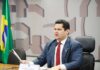 Alcolumbre mantém PEC 6×1 travada em semana esvaziada no Senado