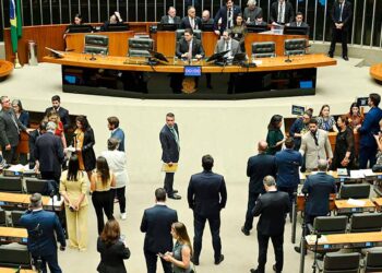 87 vetos presidenciais trancam pauta do Congresso na volta do recesso; recomposição do PJU e MPU segue pendente