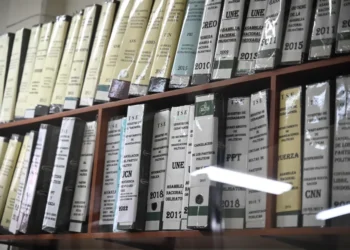 Câmara dos Deputados vai analisar proposta que permite servidores do Judiciário advogarem